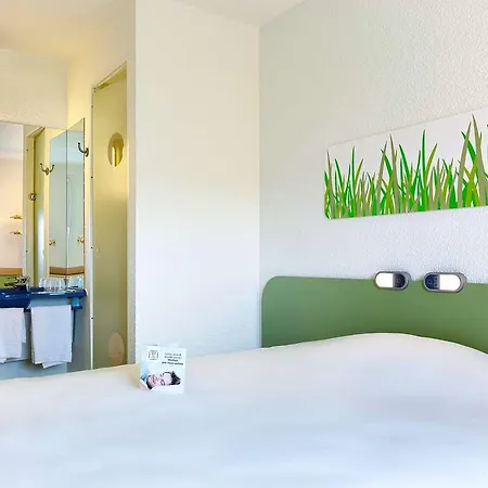 Ibis Styles La Roche-sur-yon Hotel 3*