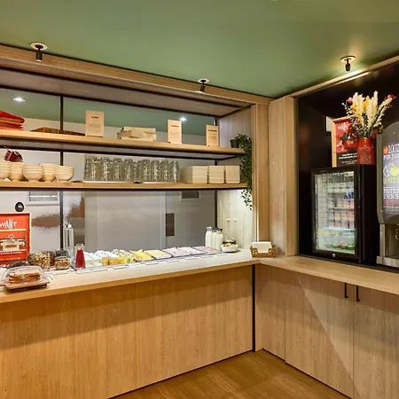 Hotel Ibis Styles La Roche-sur-yon 3*