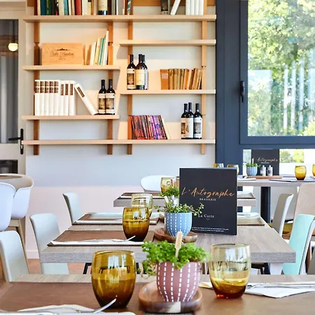 Ibis Styles La Roche-sur-yon Hotel 3*