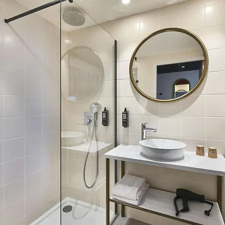 Hotel Ibis Styles La Roche-sur-yon 3*