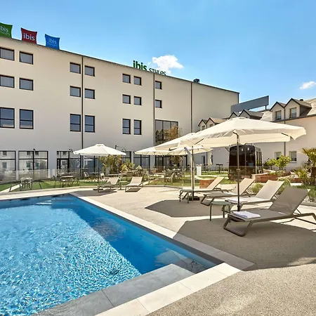 Hotel Ibis Styles La Roche-sur-yon 3*