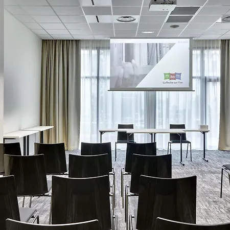 Ibis Styles La Roche-sur-yon Hotel 3*