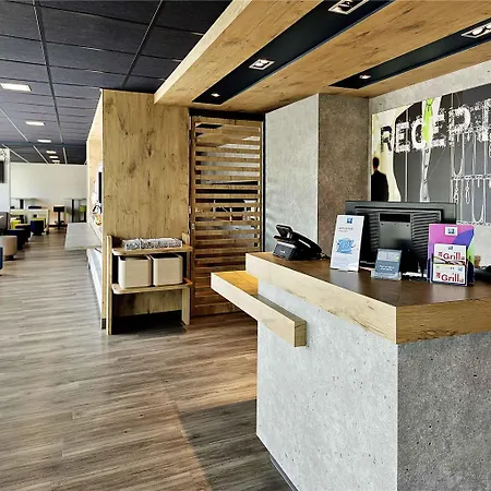 Ibis Styles La Roche-sur-yon Hotel 3*