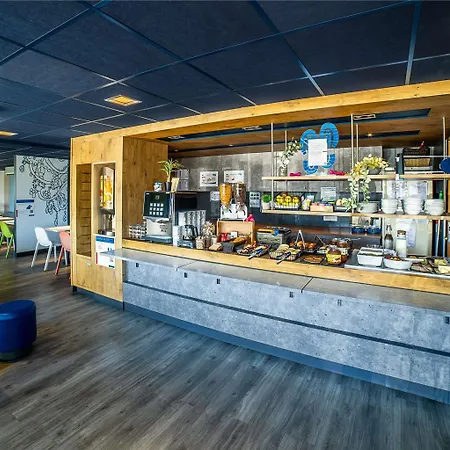 Ibis Styles La Roche-sur-yon 酒店 3*