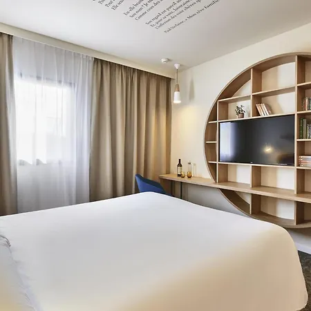 Ibis Styles La Roche-sur-yon Hotel 3*