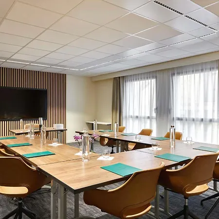 Ibis Styles La Roche-sur-yon Hotel 3*