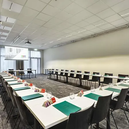 Hotel Ibis Styles La Roche-sur-yon 3*