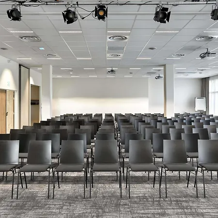 Ibis Styles La Roche-sur-yon Hotel 3*