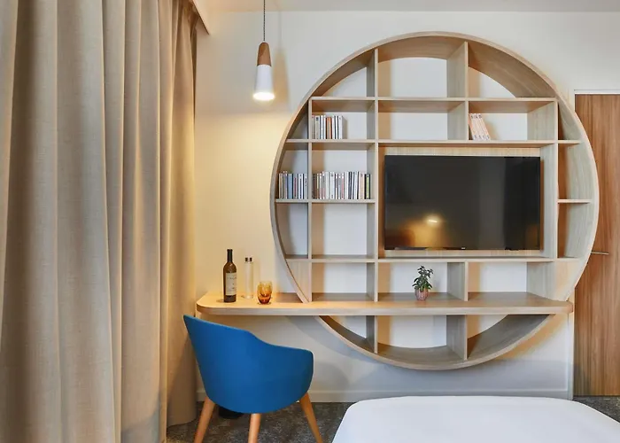 ホテル Ibis Styles La Roche-sur-yon 3*