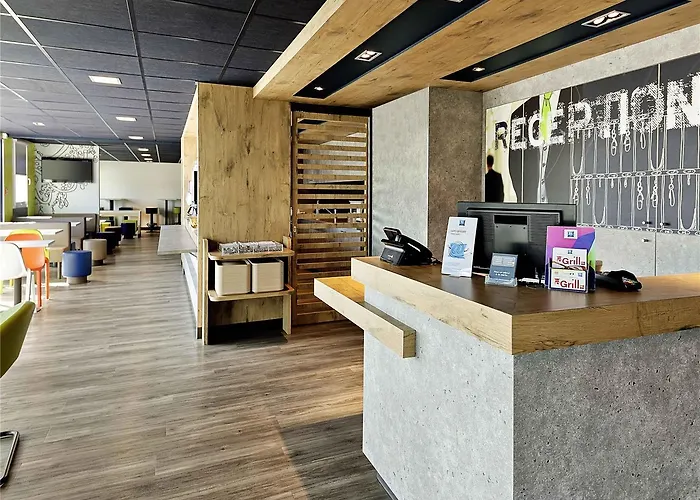 Ibis Styles La Roche-sur-yon ホテル 3*