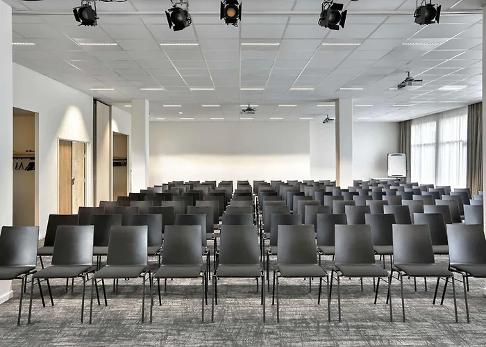 Hotel Ibis Styles La Roche-sur-yon 3*